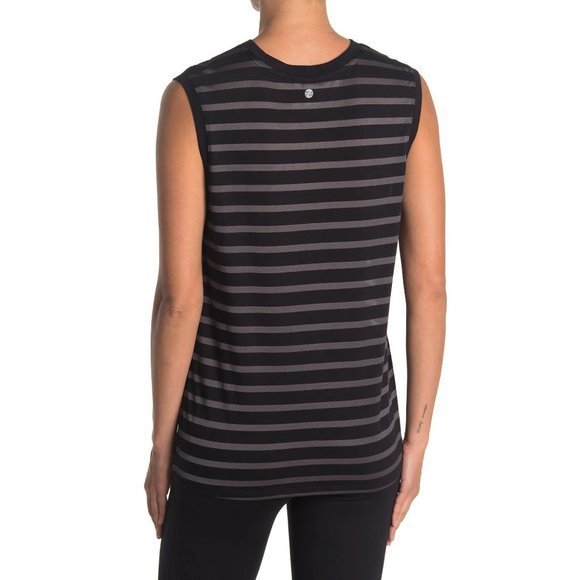 Z by ZELLA Shadow Striped Print Tank Top In Black - Large - Picture 3 of 3